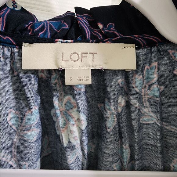 Loft  top - Picture 11 of 12
